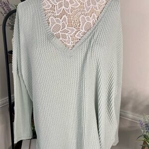 🌸CLEARANCE. - Urban Outfitters Distressed Waffle Knit Top - C13💚